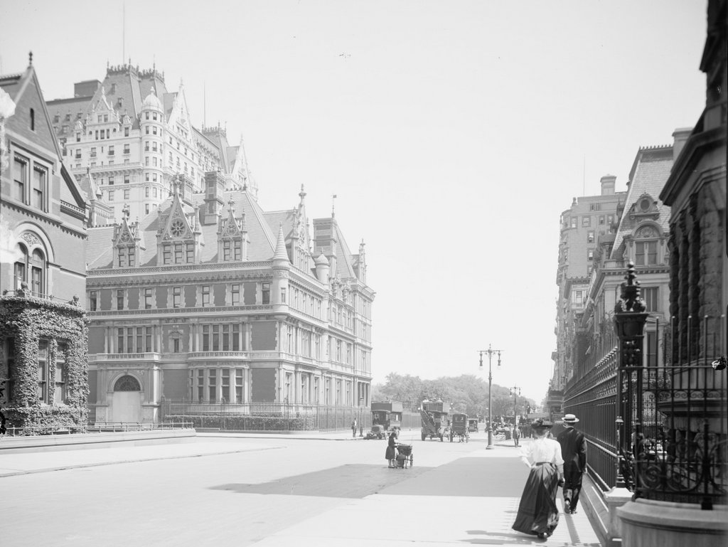 Cornelius Vanderbilt II House, New York City - Lost New England