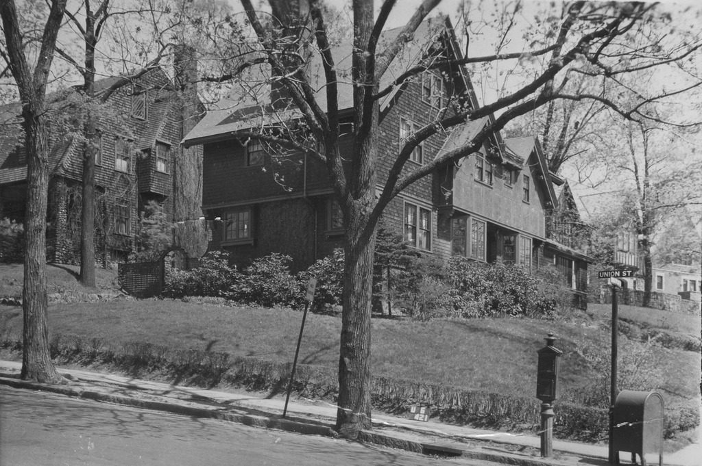 Albert W. Fulton House, Springfield, Mass - Lost New England