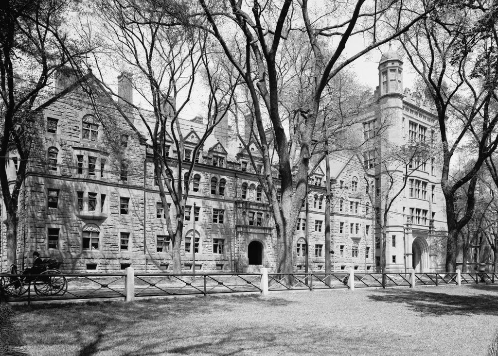 Yale University – Bingham Hall // 1928 – Buildings of New England